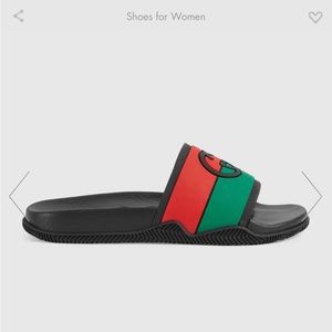 Gucci Women's Interlocking G slide sandal
